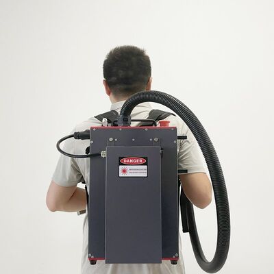 Τύπος σακίδας 100W χειροκίνητη μηχανή καθαρισμού λέιζερ
